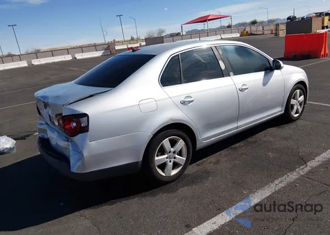 2008 Volkswagen Jetta Se/Sel z USA, uszkodzony, nr VIN 3VWRM71K08M038306